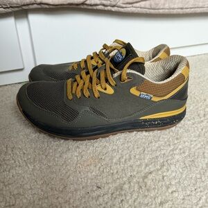 Lems - Trailhead minimalist hiking shoe - MENS SIZE US 9 - SAGE